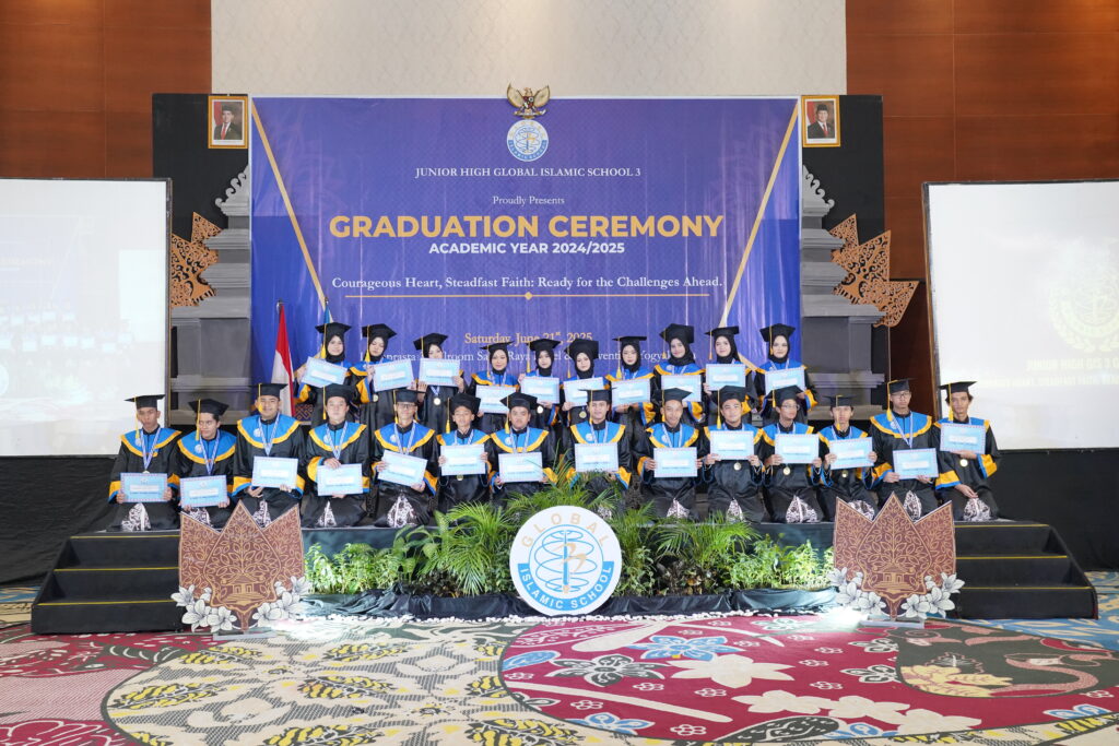 Graduation Ceremony Junior High GIS 3 Jogja Angkatan ke-2