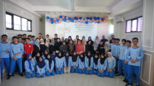 Potret siswa dan orang tua dalam kegiatan Achievement Motivation Training